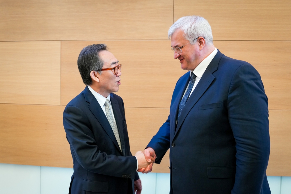 조태열 장관, 체코, 루마니아, 스웨덴과 양자회담 및 우크라이나와 약식 회동